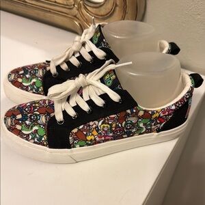 Nintendo Kids Sneakers - Black and White